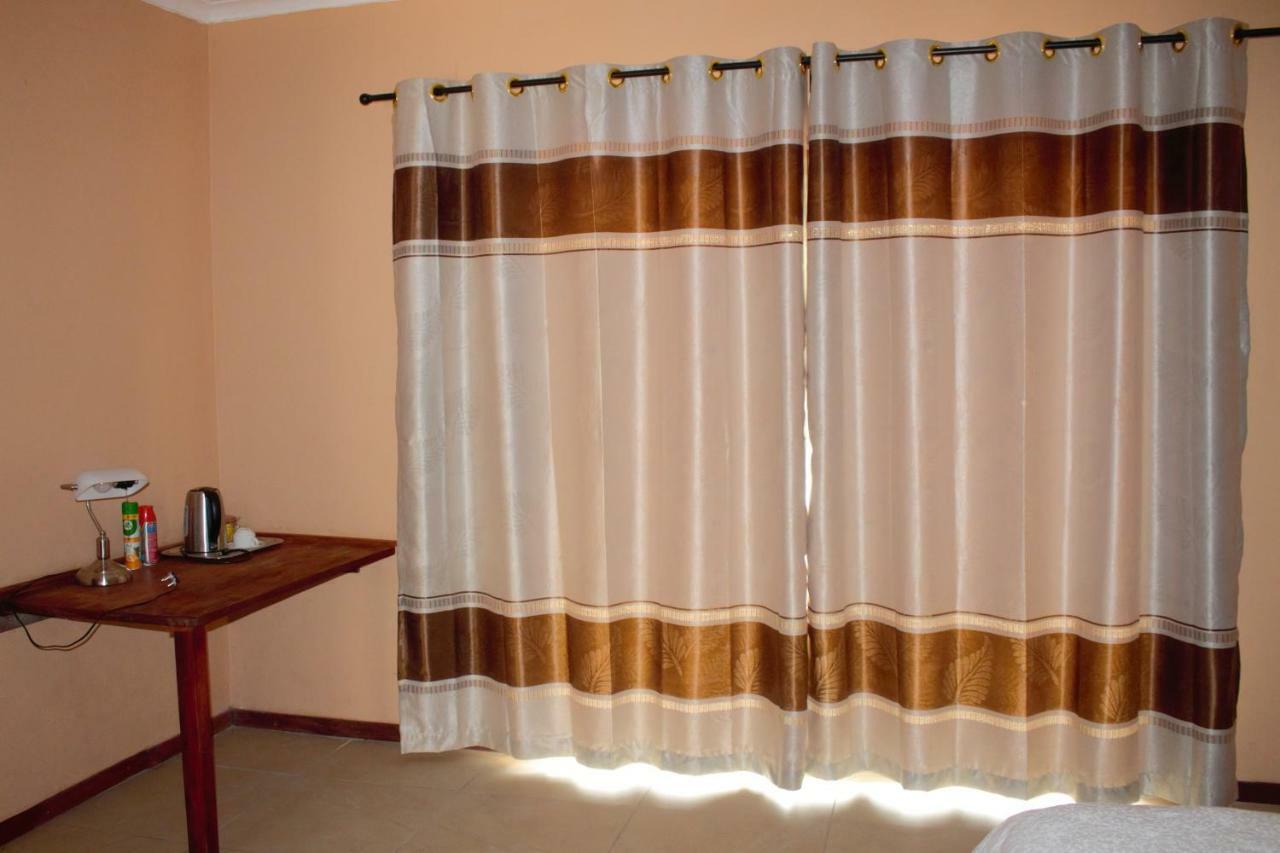 Divundu Guest House Kültér fotó